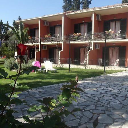 Dassia Beach Pension Buitenkant foto