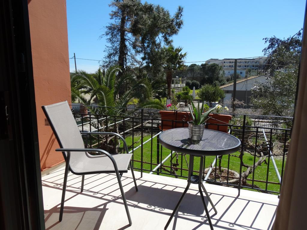 Dassia Beach Pension Kamer foto
